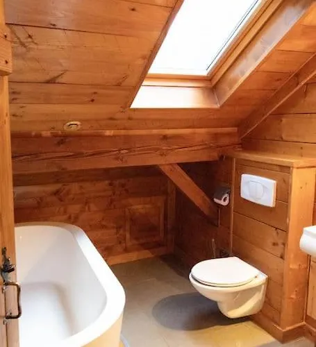 Le Refuge De Louis, Authentique Grange Renovee Avec Sauna Horská chata *